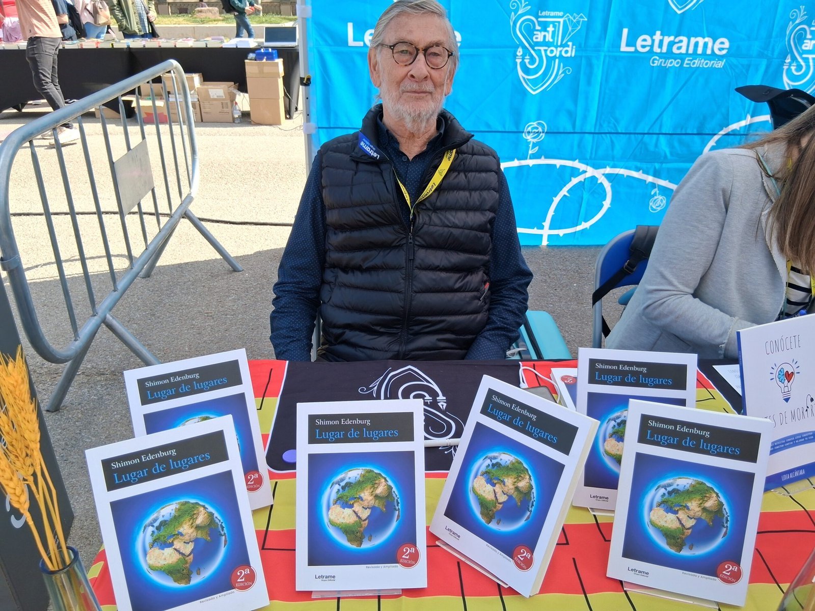 Shimon Edenburg presentó Lugar de lugares en Sant Jordi 2025 de la mano de Editorial Letrame