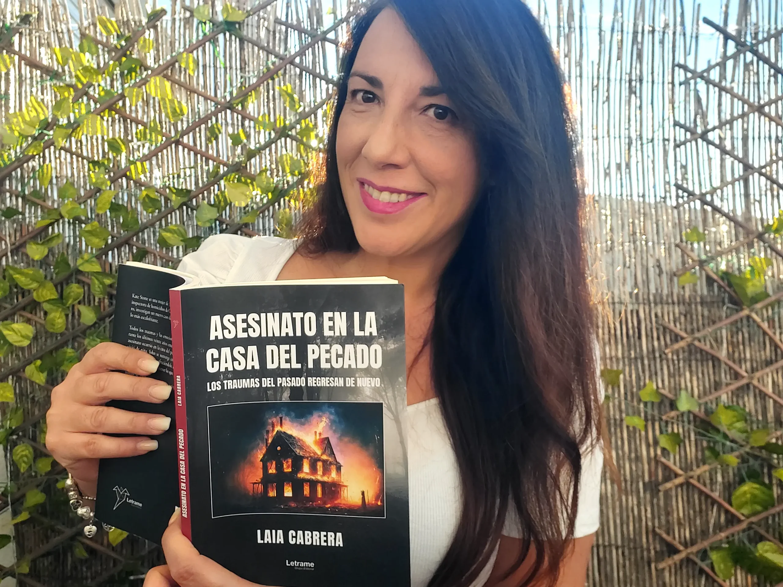 Laia Cabrera deslumbra con Asesinato en la casa del pecado